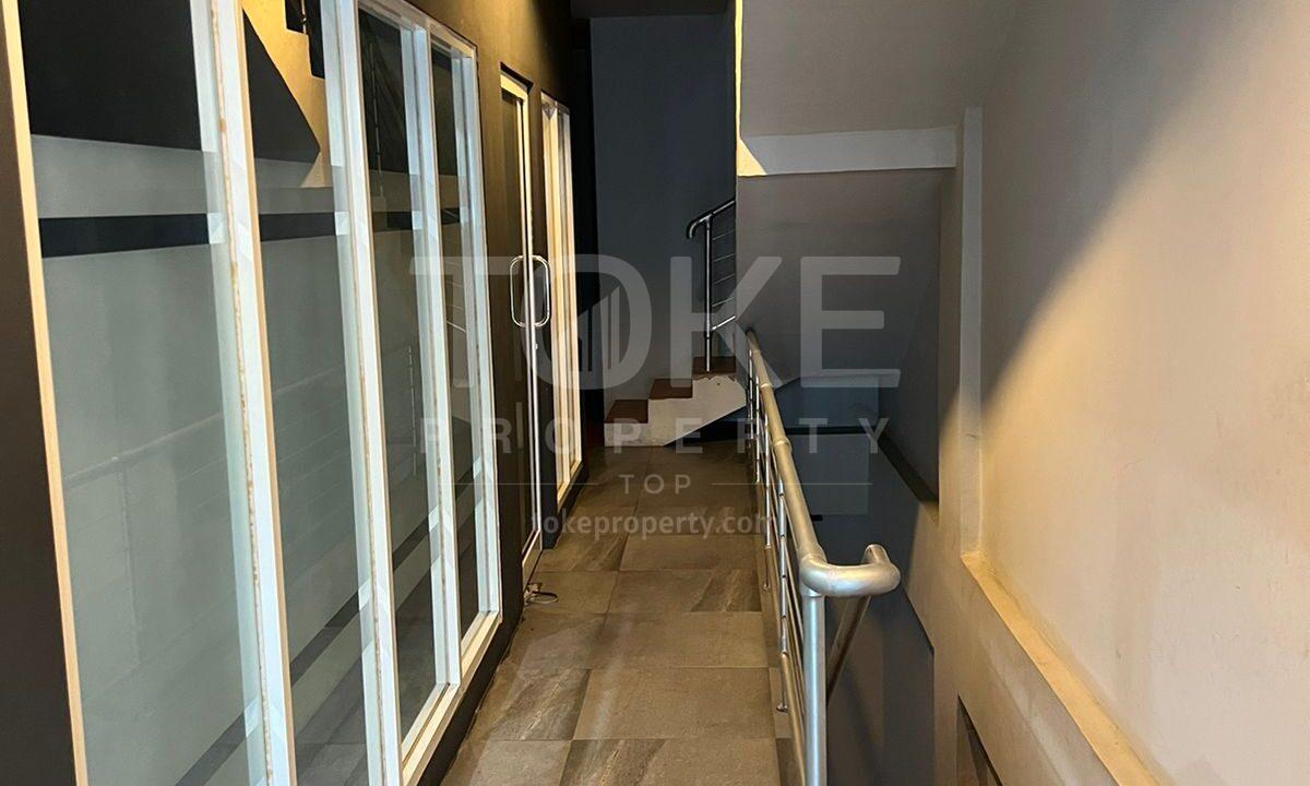 SB_213_NY-5