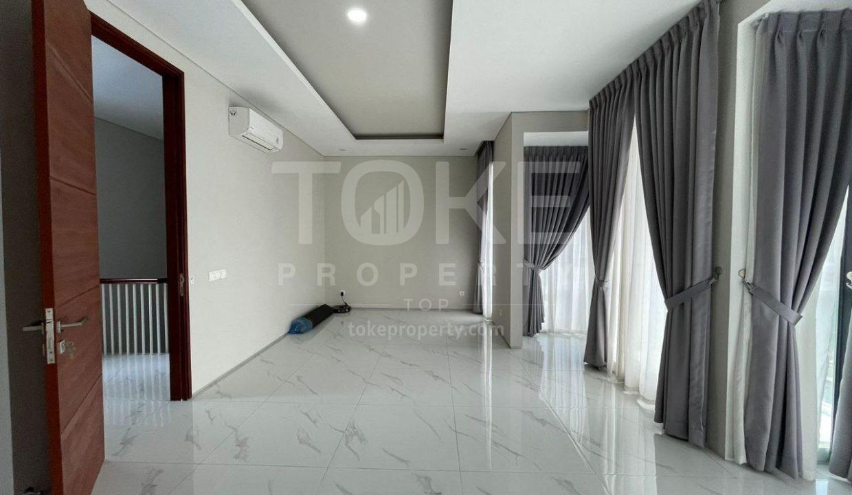 photo_2024-10-14_14-06-48