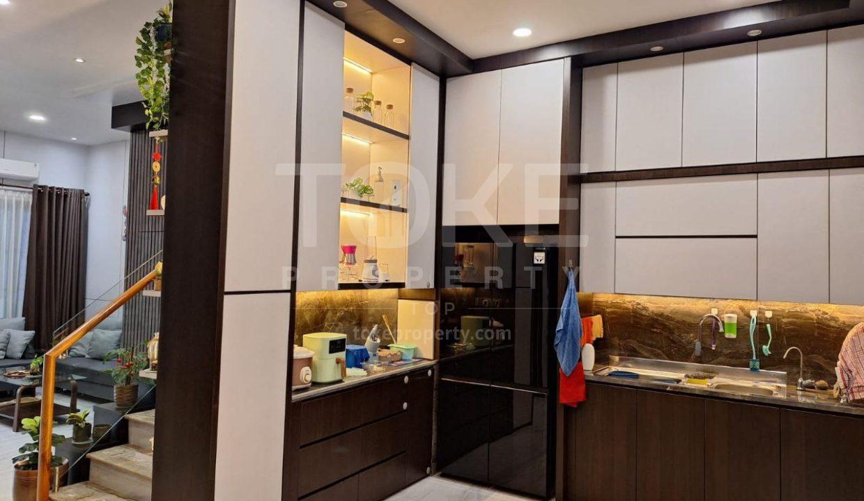 photo_2024-12-12_12-44-24