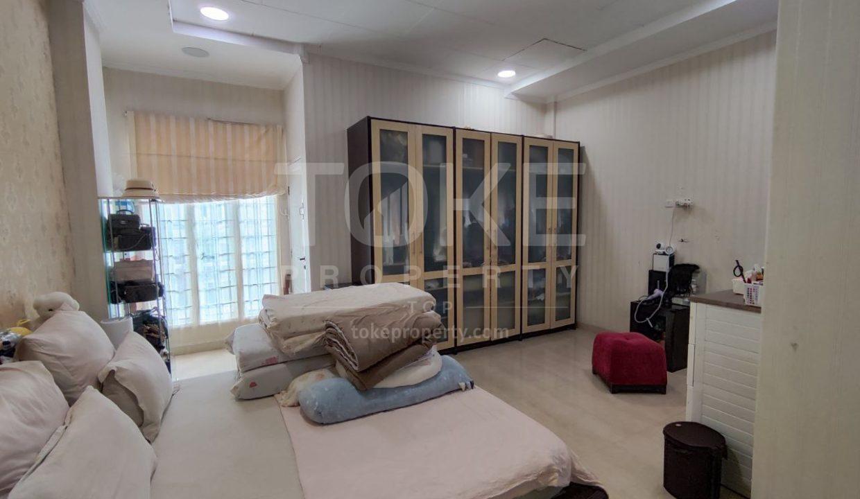 photo_2025-02-24_20-23-56