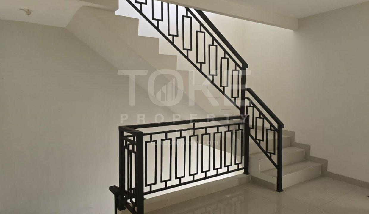 photo_2025-04-04_13-26-23