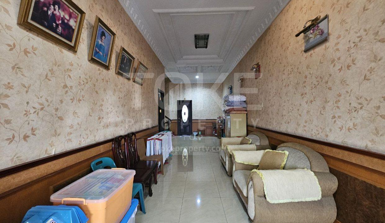 photo_2025-05-02_11-54-05