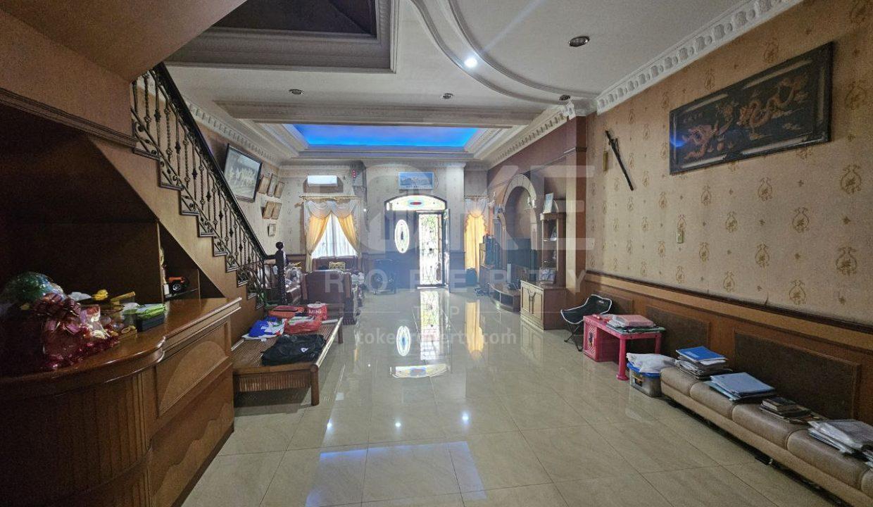 photo_2025-05-02_11-55-40