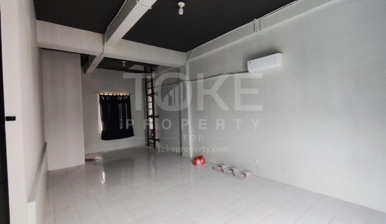 photo_2025-05-05_16-13-22