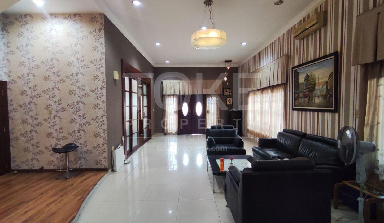 photo_2025-08-19_11-23-41