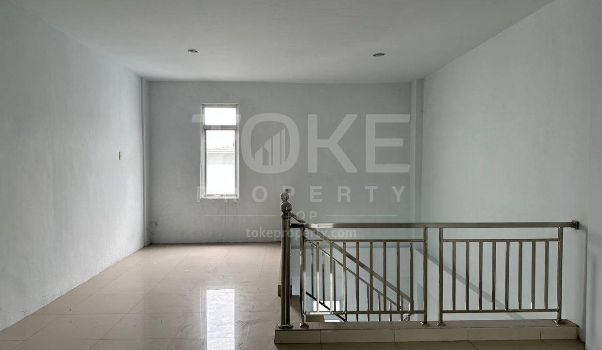 photo_2025-11-18_16-11-26