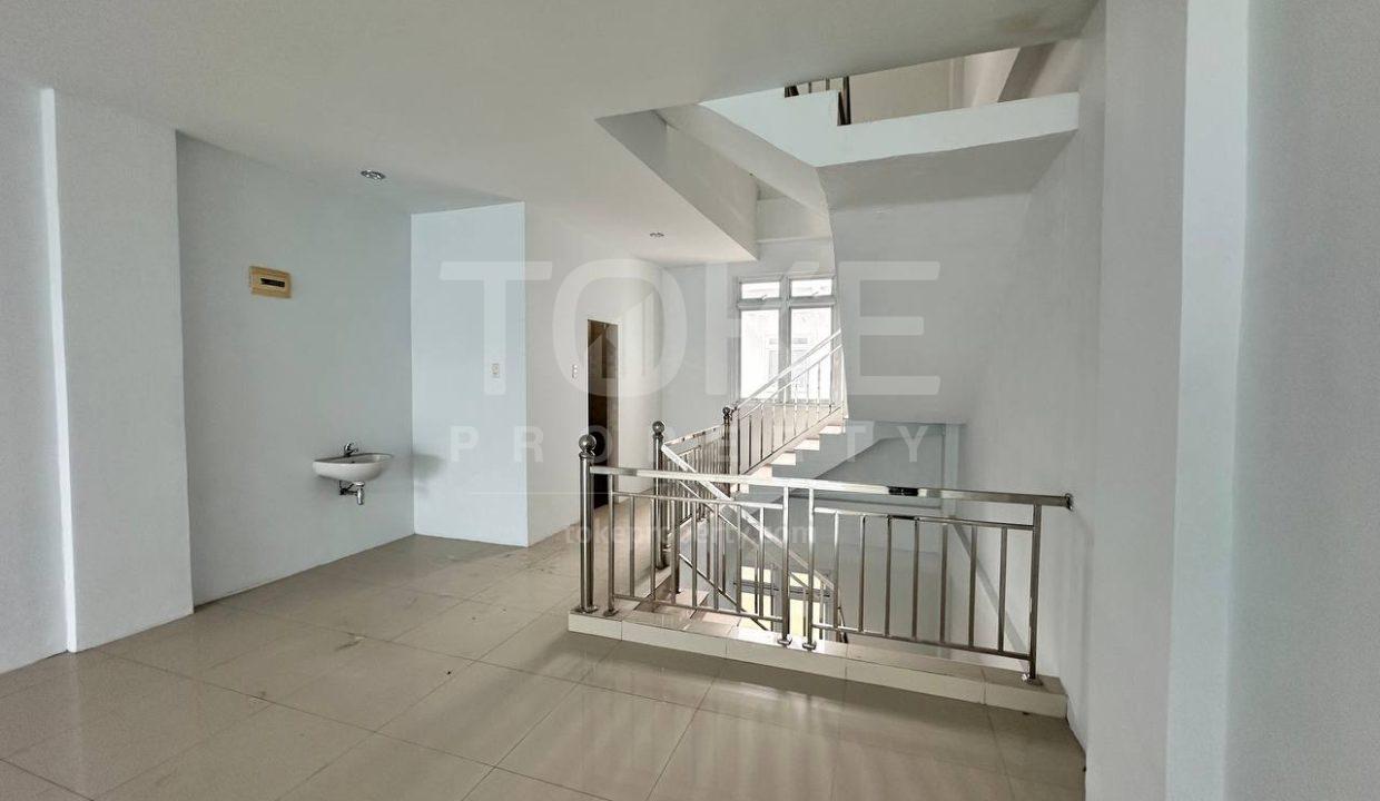 photo_2025-11-18_16-11-30