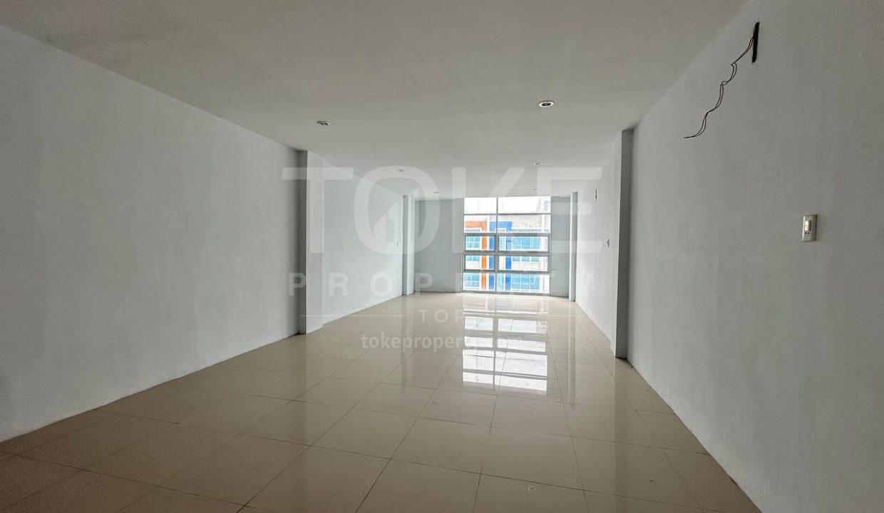 photo_2025-11-18_16-11-33