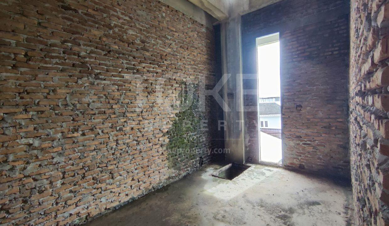 photo_2025-11-20_16-39-00