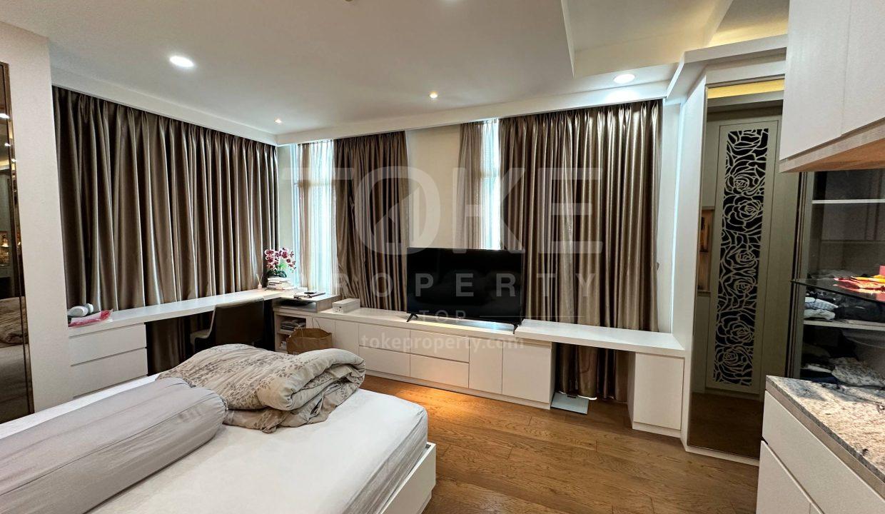 photo_2025-11-20_16-42-28